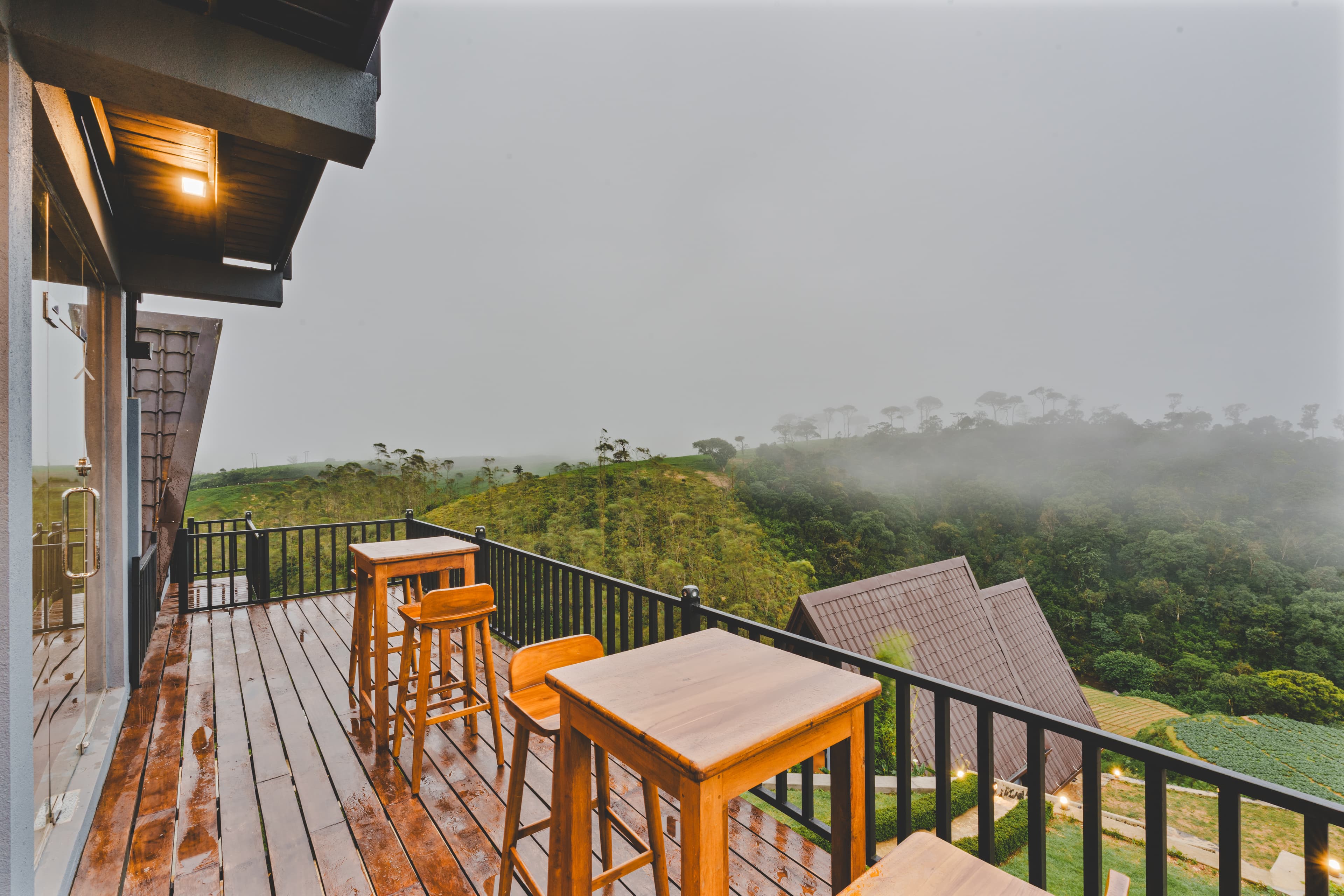 Chalet Grandeur — exterior