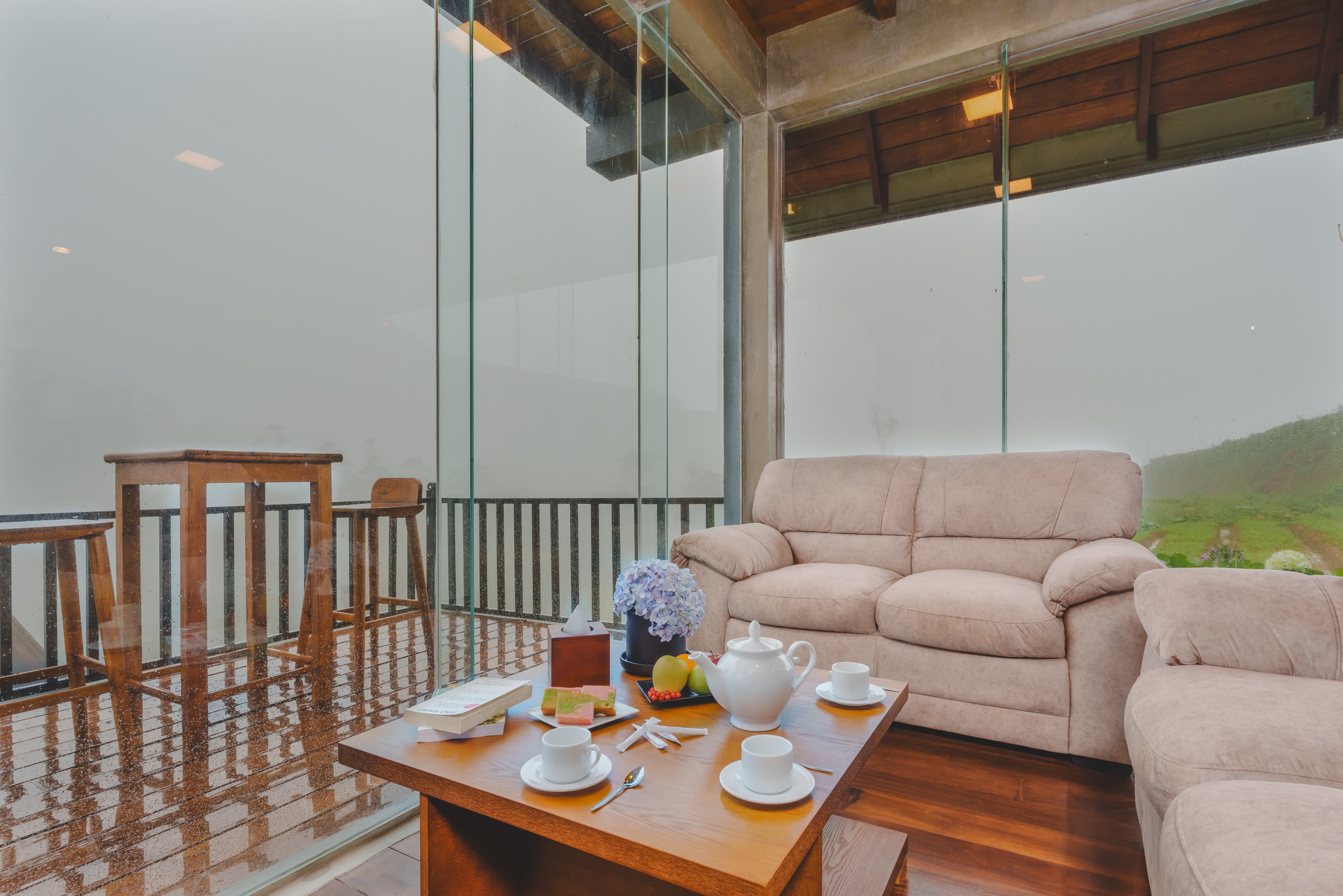 Outdoor dining experience